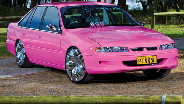 pink-holden-commodore